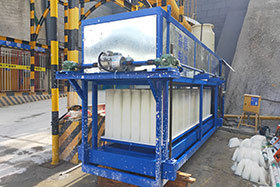 2臺3噸塊冰機，深圳隧道降溫